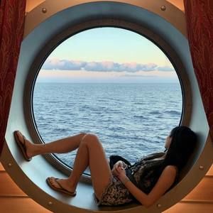 Meet your Posher, Shirley